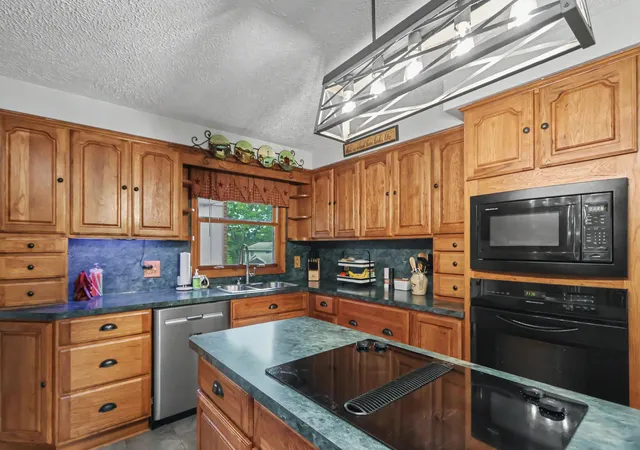 Photo 3 of Single family home for sale at 1442 Harlan Rd, Lucas, OH 44843 | MLS# 226033411 | Listing updated on 2026-09-16