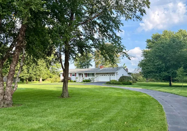 Photo 1 of Sale Pending at 522 Woodside Dr Sw, Pataskala, OH 43062 | MLS# 226034392 | Listing updated on 2026-09-15