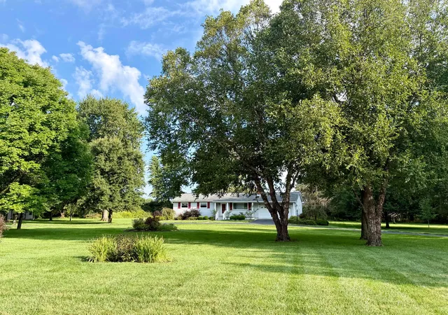 Photo 3 of Sale Pending at 522 Woodside Dr Sw, Pataskala, OH 43062 | MLS# 226034392 | Listing updated on 2026-09-15