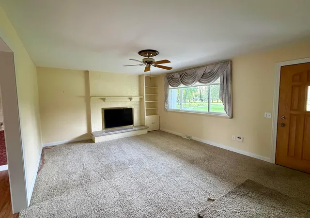 Photo 3 of Sale Pending at 522 Woodside Dr SW, Pataskala, OH 43062 | MLS# 226034392 | Listing updated on 2026-09-15