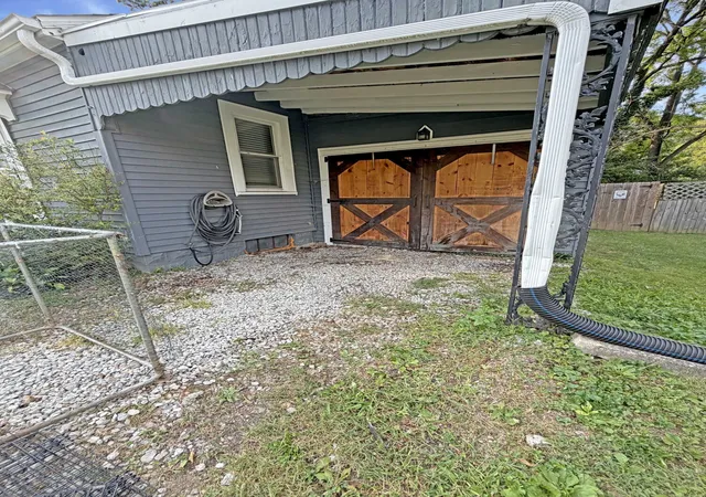 Photo 16 of Single family home for sale at 163 N Pershing Dr, Lancaster, OH 43130 | MLS# 226033446 | Listing updated on 2026-09-10