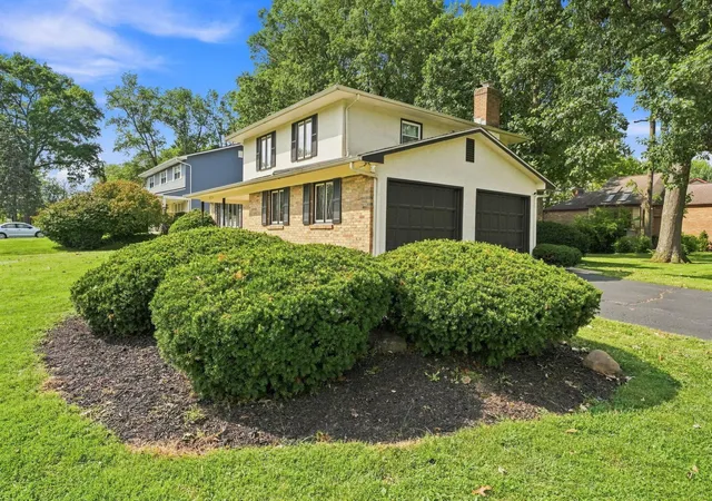 Photo 3 of Single family home for sale at 6376 Peach Tree Rd, Columbus, OH 43213 | MLS# 226033391 | Listing updated on 2026-09-14