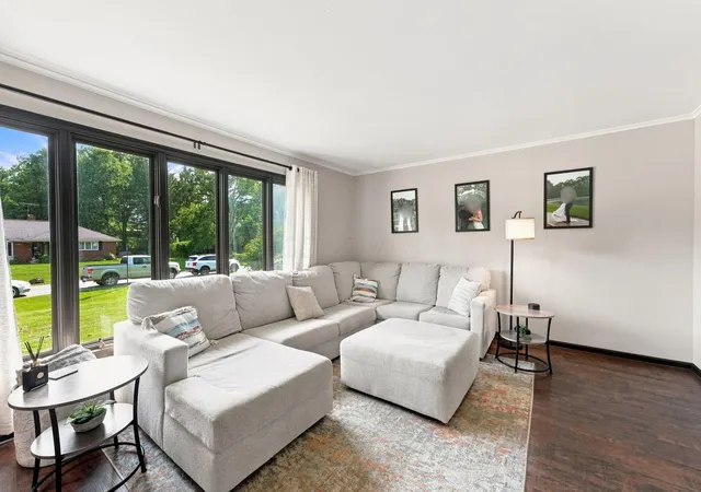 Photo 2 of Single family home for sale at 6376 Peach Tree Rd, Columbus, OH 43213 | MLS# 226033391 | Listing updated on 2026-10-06