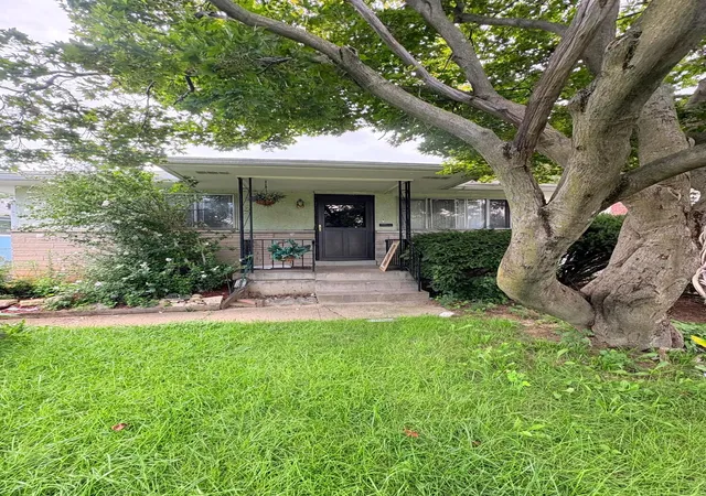 Photo 1 of Single family home for sale at 1199 Miller Ave, Columbus, OH 43206 | MLS# 226033418 | Listing updated on 2026-09-13