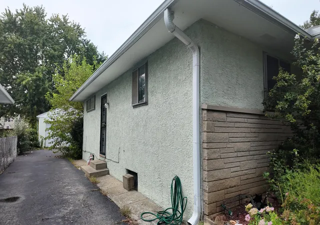 Photo 2 of Single family home for sale at 1199 Miller Ave, Columbus, OH 43206 | MLS# 226033418 | Listing updated on 2026-10-07