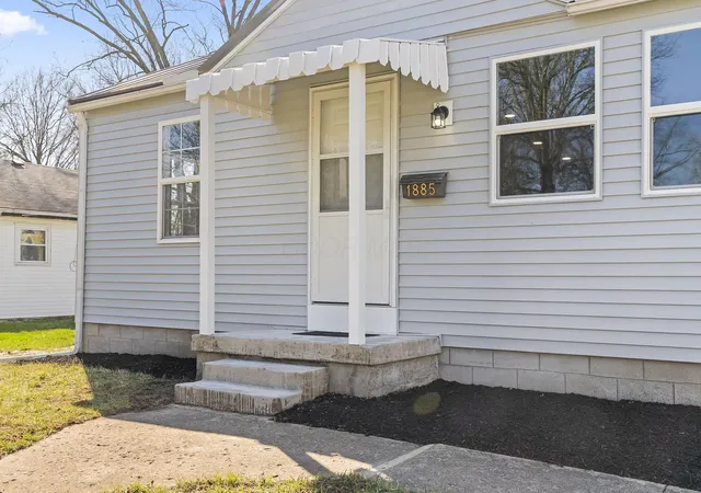Photo 4 of Single family home for sale at 1885 Case Rd, Columbus, OH 43224 | MLS# 226033400 | Listing updated on 2026-09-04