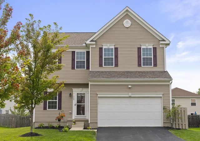 Photo 2 of Single family home for sale at 544 Corbel Dr, Marysville, OH 43040 | MLS# 226033420 | Listing updated on 2026-09-15