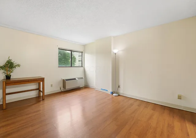 Photo 2 of Condo for sale at 364 W Lane Ave #212, Columbus, OH 43201 | MLS# 226033748 | Listing updated on 2026-09-23
