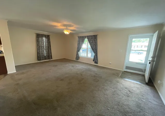 Photo 3 of Single family home for sale at 29 Scioto St, Ashville, OH 43103 | MLS# 226033427 | Listing updated on 2026-10-20
