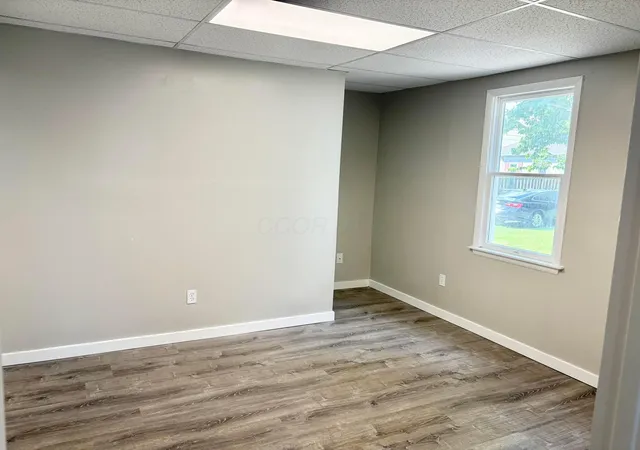 Listing Photo 2 - Condo for sale in building located at 47 Penney Ave, Newark, OH 43055
