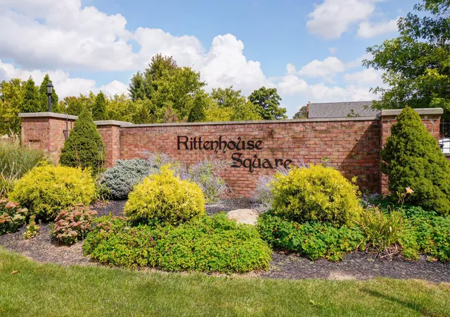 Condo for sale at 1689 Saint Albans Ct #22-89, Columbus, OH 43220 | MLS# 226034401