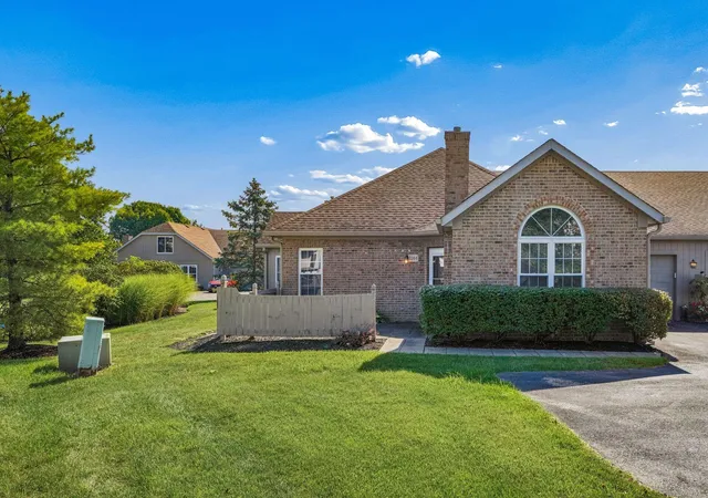 Photo 2 of Condo for sale at 2244 Willowside Ln, Grove City, OH 43123 | MLS# 226033850 | Listing updated on 2026-09-12
