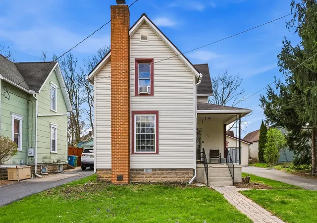 Photo 2 of Single family home for sale at 511 E 4th Street, Marysville, OH 43040 | MLS# 226033520 | Listing updated on 2026-09-13