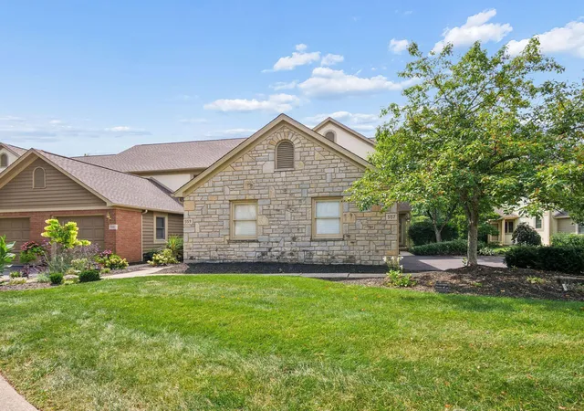 Condo for sale at 559 Spring Brk Ct E #16, Westerville, OH 43081 | MLS# 226034165