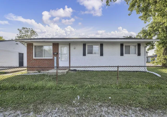 Photo 2 of Single family home for sale at 2501 S 6th Street, Columbus, OH 43207 | MLS# 226033565 | Listing updated on 2026-09-14