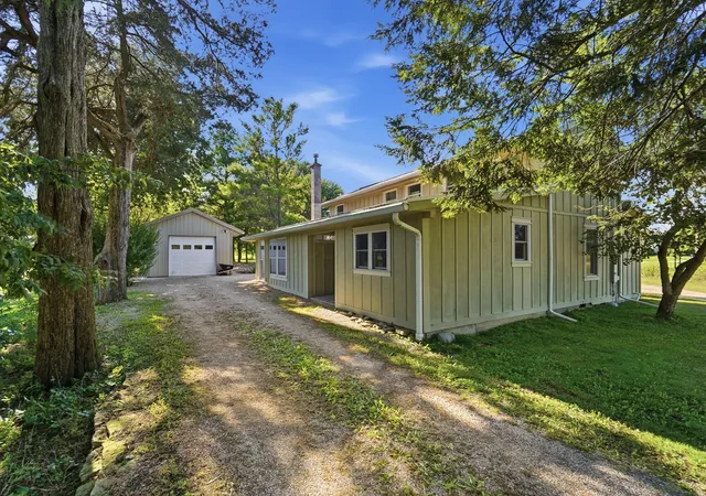 Photo 3 of Single family home for sale at 6635 State Route 37 W, Ostrander, OH 43061 | MLS# 226033628 | Listing updated on 2026-10-07