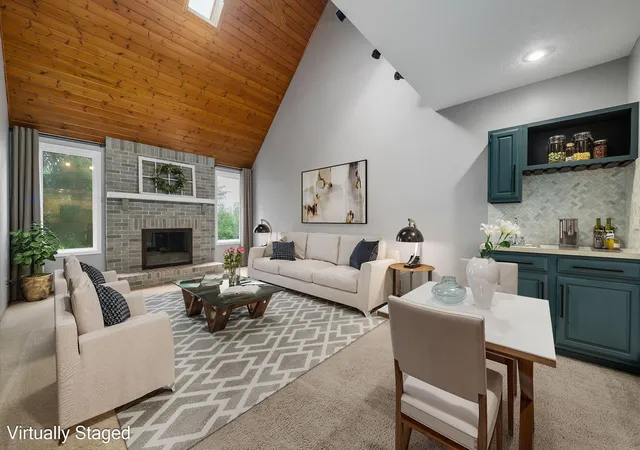 Photo 4 of Single family home for sale at 648 Churchill Dr, Columbus, OH 43230 | MLS# 226033662 | Listing updated on 2026-10-19