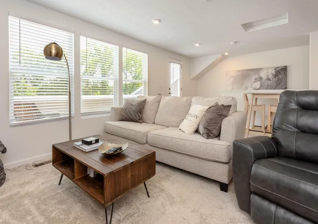 Photo 3 of Condo for sale at 3350 Abberley Dr, New Albany, OH 43054 | MLS# 226034121 | Listing updated on 2026-09-30