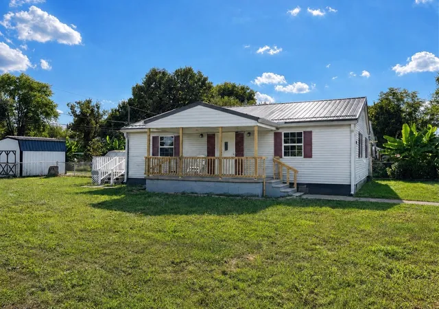 Photo 1 of Single family home for sale at 640 Glencroft Ave, Chillicothe, OH 45601 | MLS# 226033805 | Listing updated on 2026-09-07