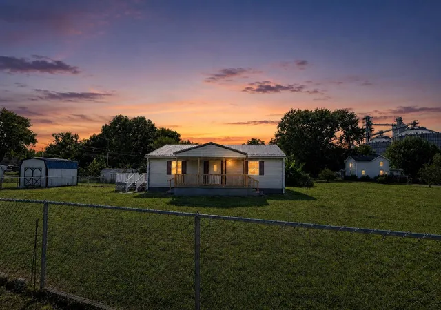Photo 2 of Single family home for sale at 640 Glencroft Ave, Chillicothe, OH 45601 | MLS# 226033805 | Listing updated on 2026-09-07