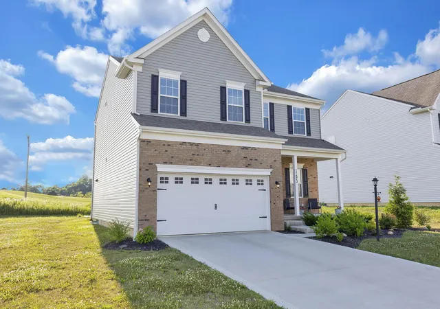 Photo 3 of Single family home for sale at 1193 Cunningham Ave, Pataskala, OH 43062 | MLS# 226033538 | Listing updated on 2026-09-13