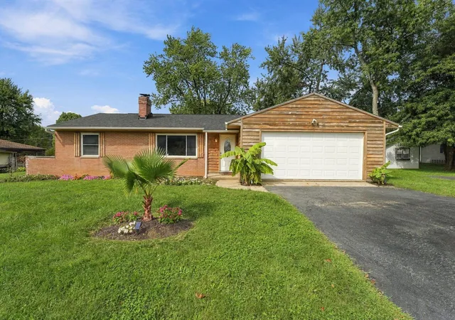 Photo 1 of Single family home for sale at 7698 Blacklick Eastern Rd Nw, Pickerington, OH 43147 | MLS# 226034677 | Listing updated on 2026-09-14