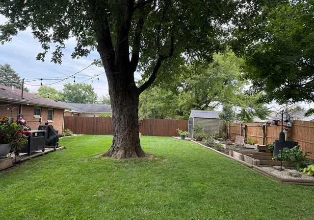 Photo 3 of Single family home for sale at 142 Colorado Dr, Xenia, OH 45385 | MLS# 226033551 | Listing updated on 2026-09-17