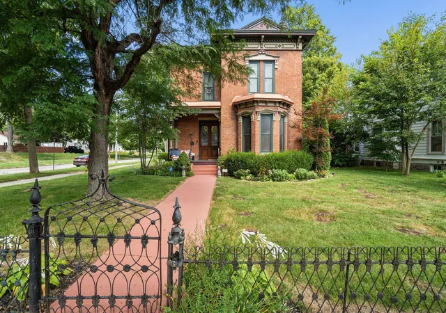 Photo 1 of Single family home for sale at 78 W Lincoln Ave, Delaware, OH 43015 | MLS# 226033981 | Listing updated on 2026-09-14