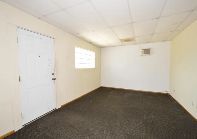 Listing Photo 5 - Condo for sale in building located at 1223 Lagonda Ave, Springfield, OH 45503