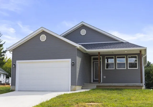 Photo 1 of Single family home for sale at 1563 Metcalfe Ave, Obetz, OH 43207 | MLS# 226033569 | Listing updated on 2026-09-08