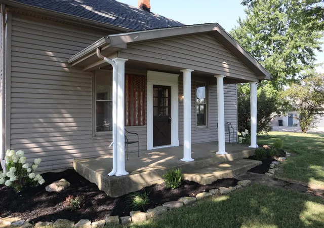 Photo 2 of Single family home for sale at 1606 Old Chillicothe Rd Se, Washington Court House, OH 43160 | MLS# 226033574 | Listing updated on 2026-09-15