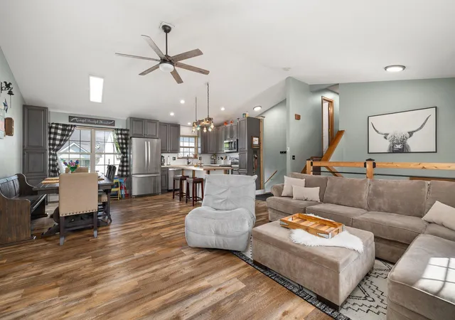 Photo 2 of Sale Pending at 203 Fallen Timbers Ct, Canal Winchester, OH 43110 | MLS# 226033599 | Listing updated on 2026-09-06