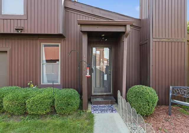 Photo 3 of Condo for sale at 1211 Crescent Hts Rd, Marion, OH 43302 | MLS# 226033836 | Listing updated on 2026-10-06