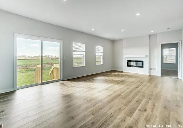 Photo 3 of Single family home for sale at 1162 Stratford Way, London, OH 43140 | MLS# 226033626 | Listing updated on 2026-09-14