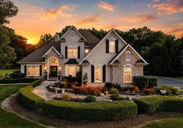 Photo 1 of Sale Pending at 10092 Galena Pointe Dr, Galena, OH 43021 | MLS# 226033828 | Listing updated on 2026-09-15