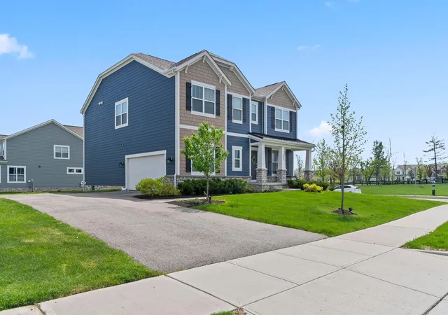 Photo 3 of Single family home for sale at 2856 Mound Ridge Way, Blacklick, OH 43004 | MLS# 226033655 | Listing updated on 2026-09-12