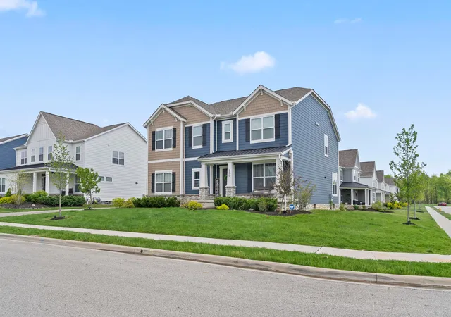 Photo 3 of Single family home for sale at 2856 Mound Ridge Way, Blacklick, OH 43004 | MLS# 226033655 | Listing updated on 2026-09-12