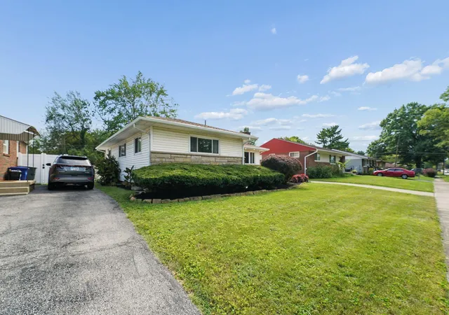 Photo 3 of Single family home for sale at 3455 Scottwood Rd, Columbus, OH 43227 | MLS# 226033900 | Listing updated on 2026-10-08