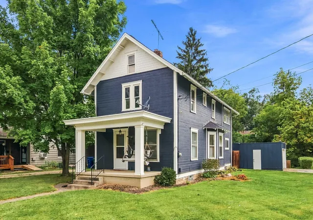 Photo 1 of Single family home for sale at 90 W Fountain Ave, Delaware, OH 43015 | MLS# 226033961 | Listing updated on 2026-09-23