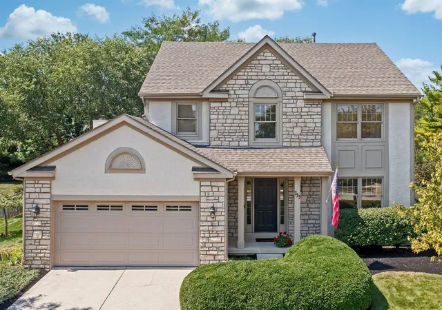 Photo 1 of Single family home for sale at 733 Bovee Ln, Powell, OH 43065 | MLS# 226034158 | Listing updated on 2026-09-30