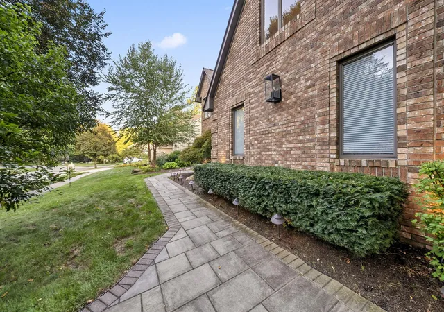 Photo 98 of Sale Pending at 8117 Linden Leaf Cir, Columbus, OH 43235 | MLS# 226033695 | Listing updated on 2026-09-12