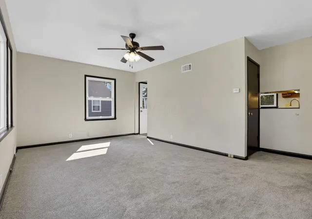 Photo 4 of Single family home for sale at 179 Bachmann Ave, Newark, OH 43055 | MLS# 226034028 | Listing updated on 2026-09-08