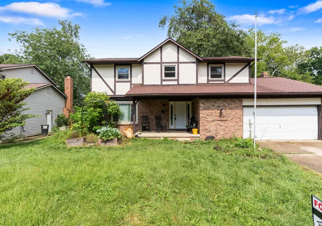 Photo 3 of Single family home for sale at 7086 White Butterfly Ln, Reynoldsburg, OH 43068 | MLS# 226033881 | Listing updated on 2026-09-13