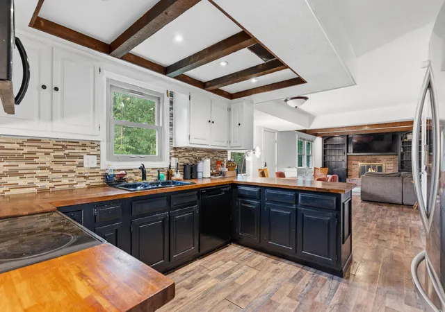 Photo 3 of Single family home for sale at 7086 White Butterfly Ln, Reynoldsburg, OH 43068 | MLS# 226033881 | Listing updated on 2026-09-13