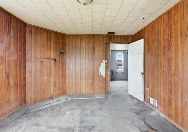 Photo 2 of Sale Pending at 525 Sandusky St, Fostoria, OH 44830 | MLS# 226034096 | Listing updated on 2026-09-25