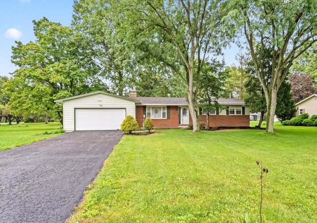 Photo 2 of Single family home for sale at 2945 Fairway Dr, Marion, OH 43302 | MLS# 226034059 | Listing updated on 2026-10-02