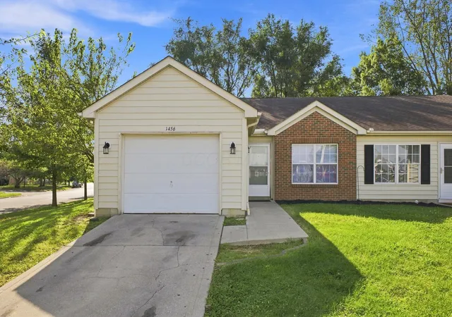 Photo 2 of Single family home for sale at 1456 October Ridge Ct, Columbus, OH 43223 | MLS# 226033822 | Listing updated on 2026-09-09