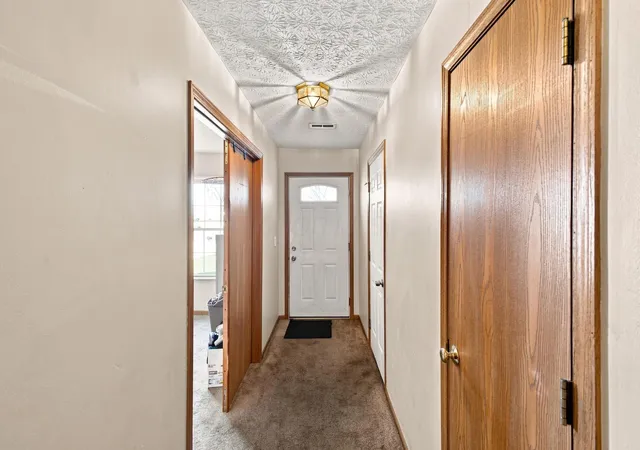 Photo 2 of Single family home for sale at 1456 October Ridge Ct, Columbus, OH 43223 | MLS# 226033822 | Listing updated on 2026-10-31