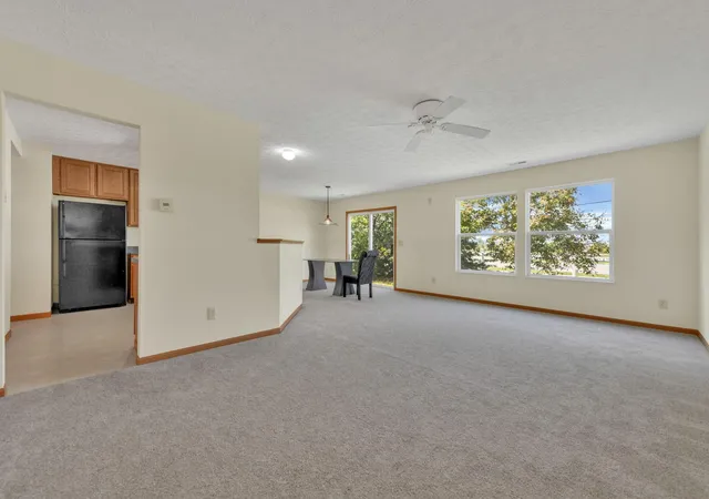 Photo 3 of Single family home for sale at 2117 Ripple Rd, Hilliard, OH 43026 | MLS# 226033804 | Listing updated on 2026-10-04