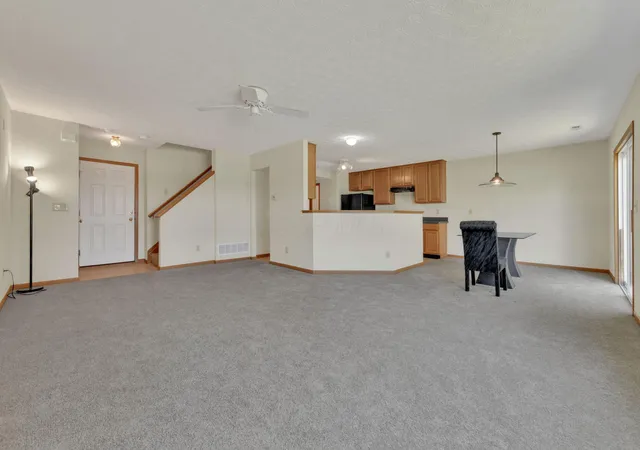 Photo 3 of Single family home for sale at 2117 Ripple Rd, Hilliard, OH 43026 | MLS# 226033804 | Listing updated on 2026-10-04